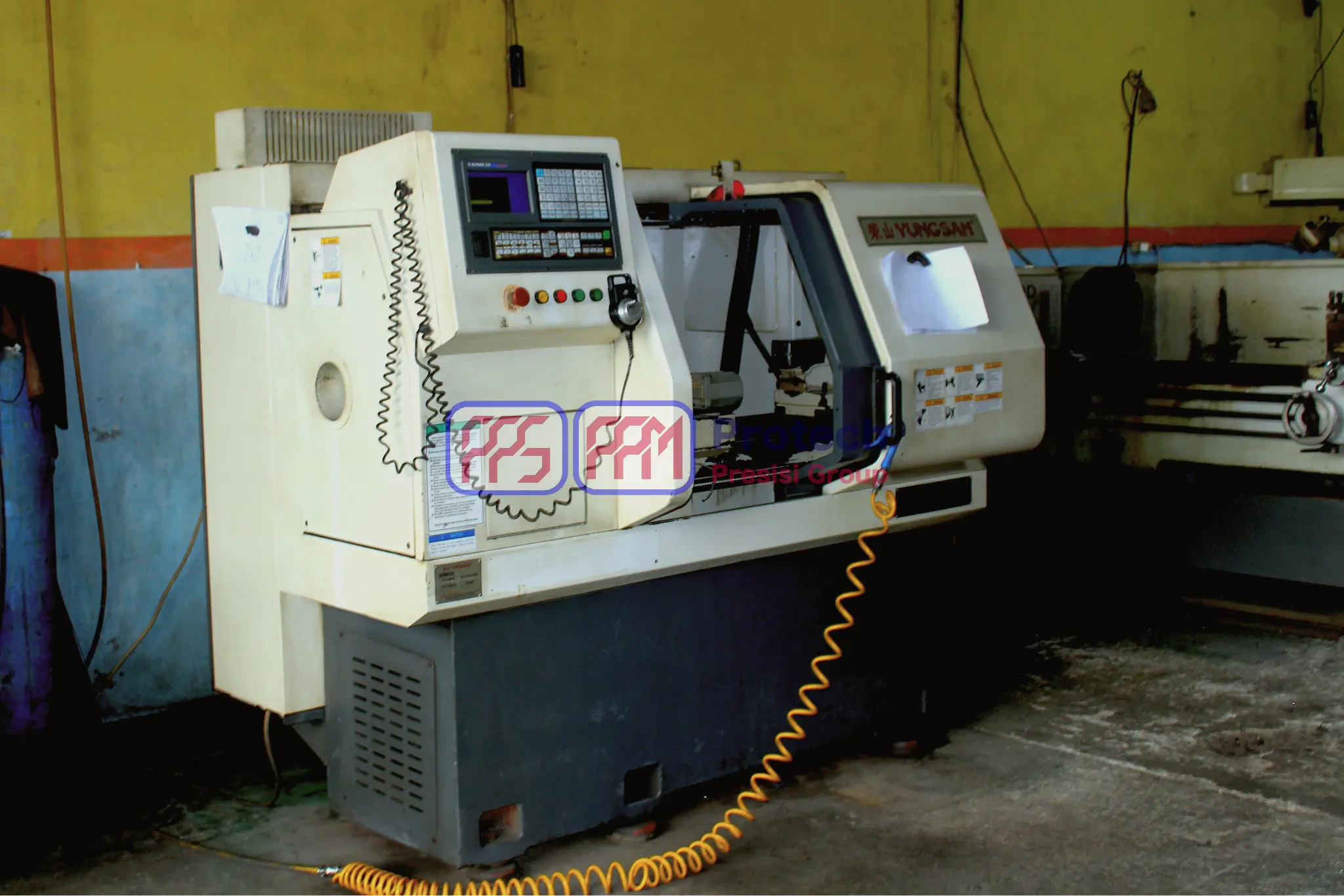 CNC Bubut YUNGSAN